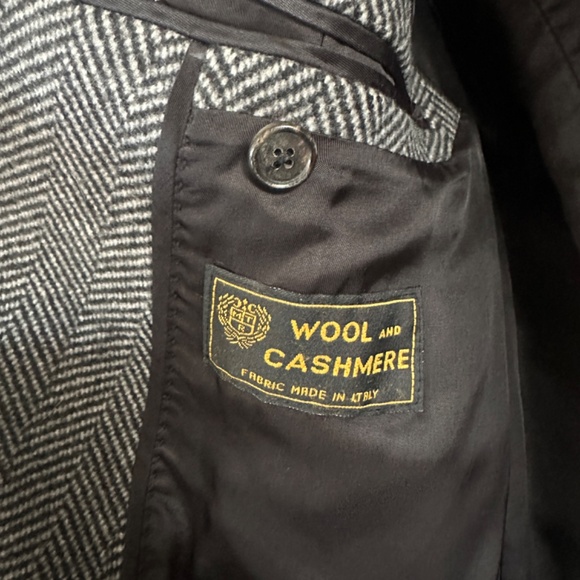 Club Monaco Wool/Cashmere Coat - Picture 3 of 4